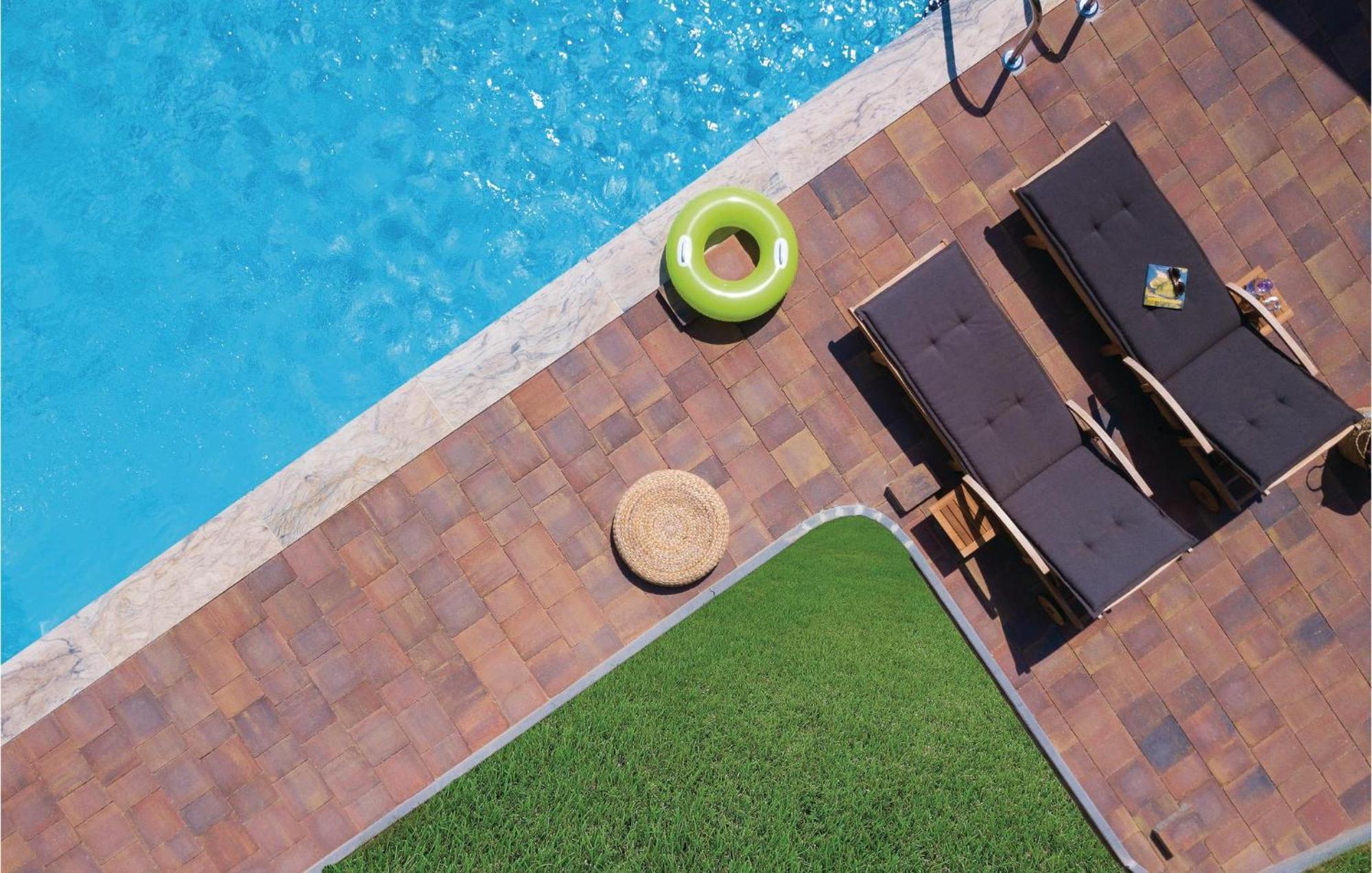 Beautiful Home In Sv,Martin Na Muri With Jacuzzi 스베티 마르틴 나 무리 외부 사진